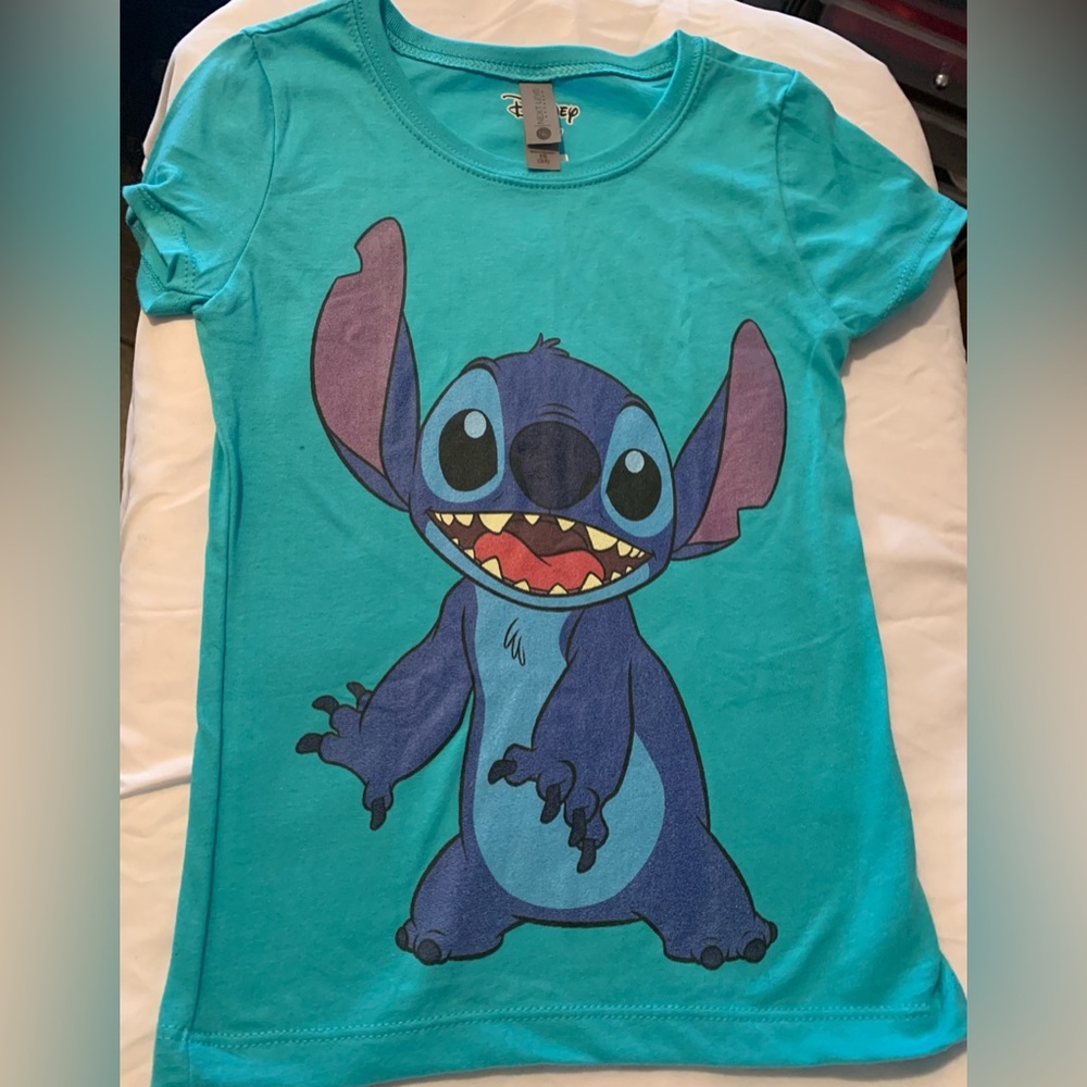 Disney t shirt of stitch child small brand new.
